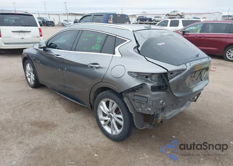 2017 Infiniti Qx30 Premium z USA, uszkodzony, nr VIN SJKCH5CP3HA027322